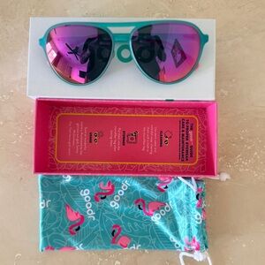 NWT Goodr Mach G Kitty Hawkers’ Ray Blockers Sunglasses in Teal